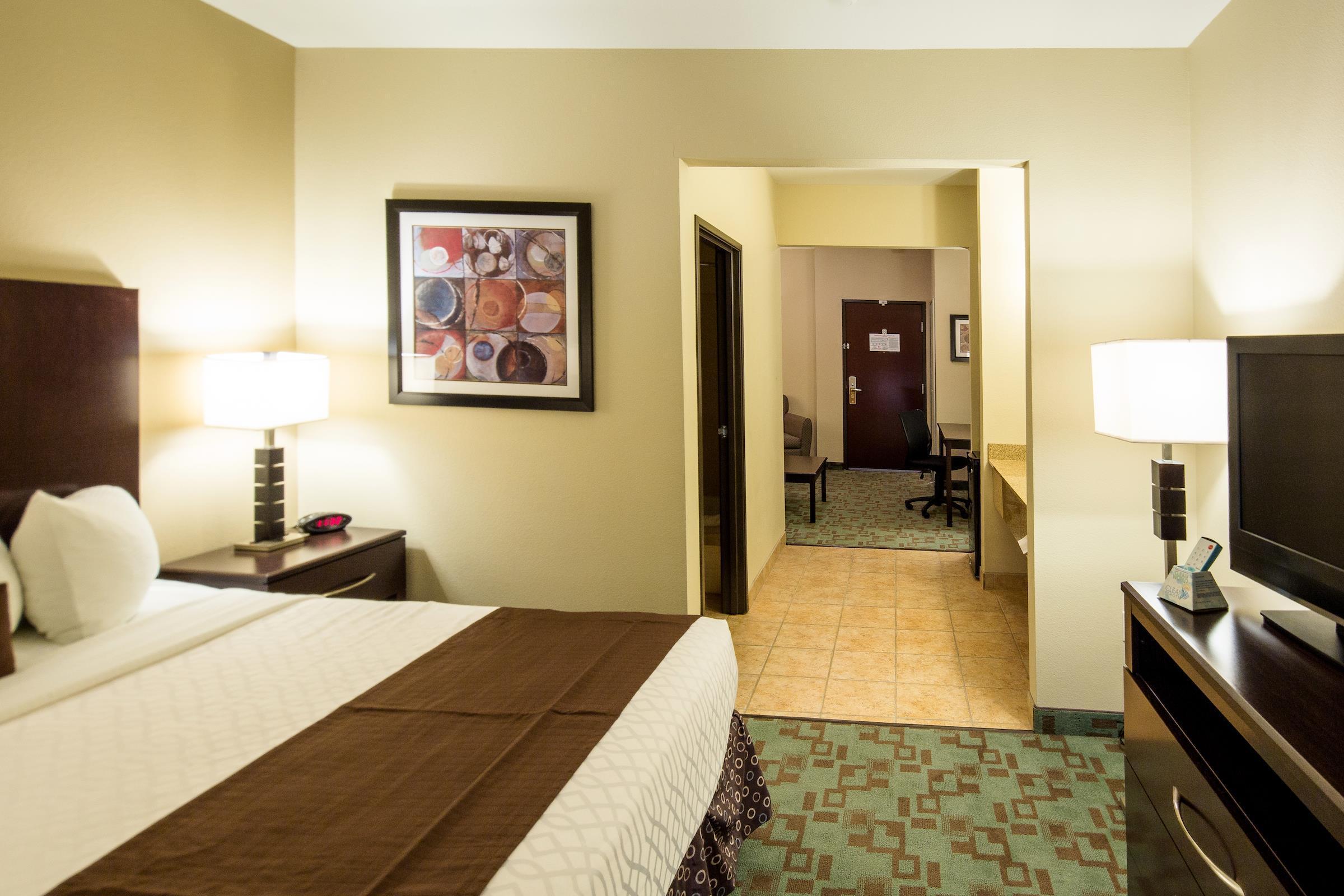 Best Western Plus Eastgate Inn & Suites Wichita Dış mekan fotoğraf