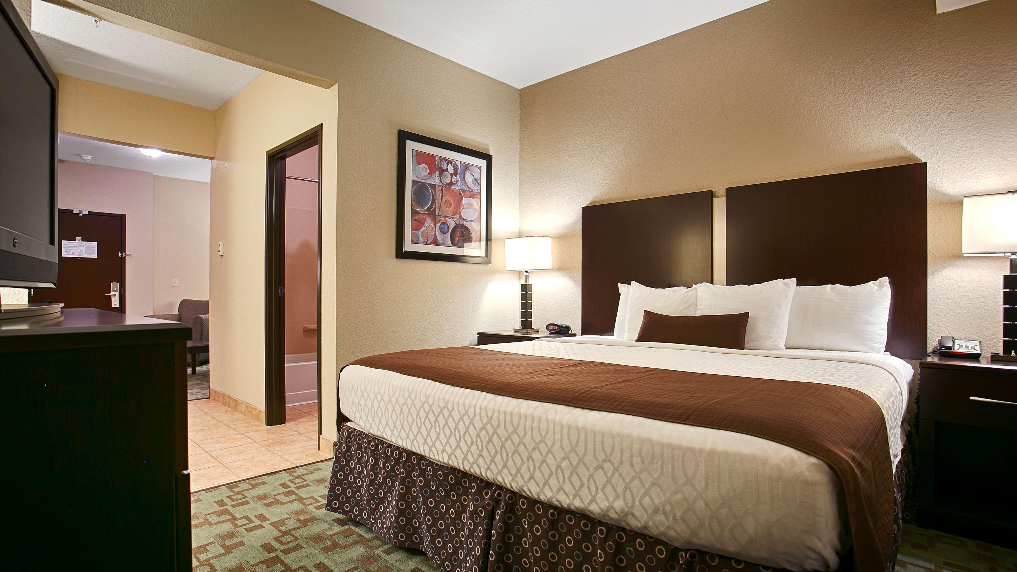 Best Western Plus Eastgate Inn & Suites Wichita Dış mekan fotoğraf