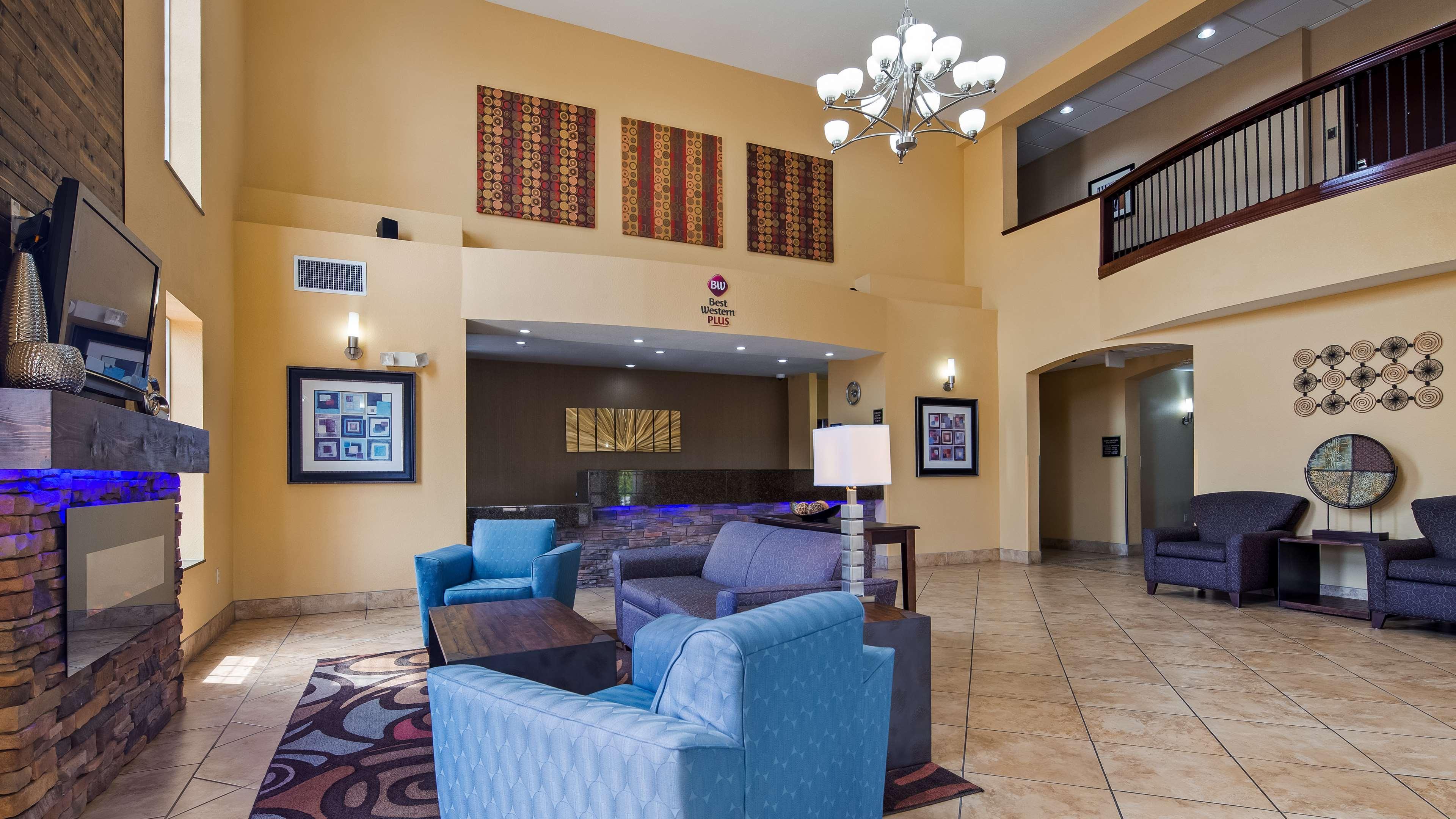 Best Western Plus Eastgate Inn & Suites Wichita Dış mekan fotoğraf